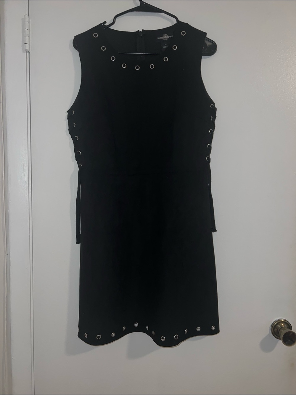 Ladies Sleeveless Black Eyelet Detail Dress